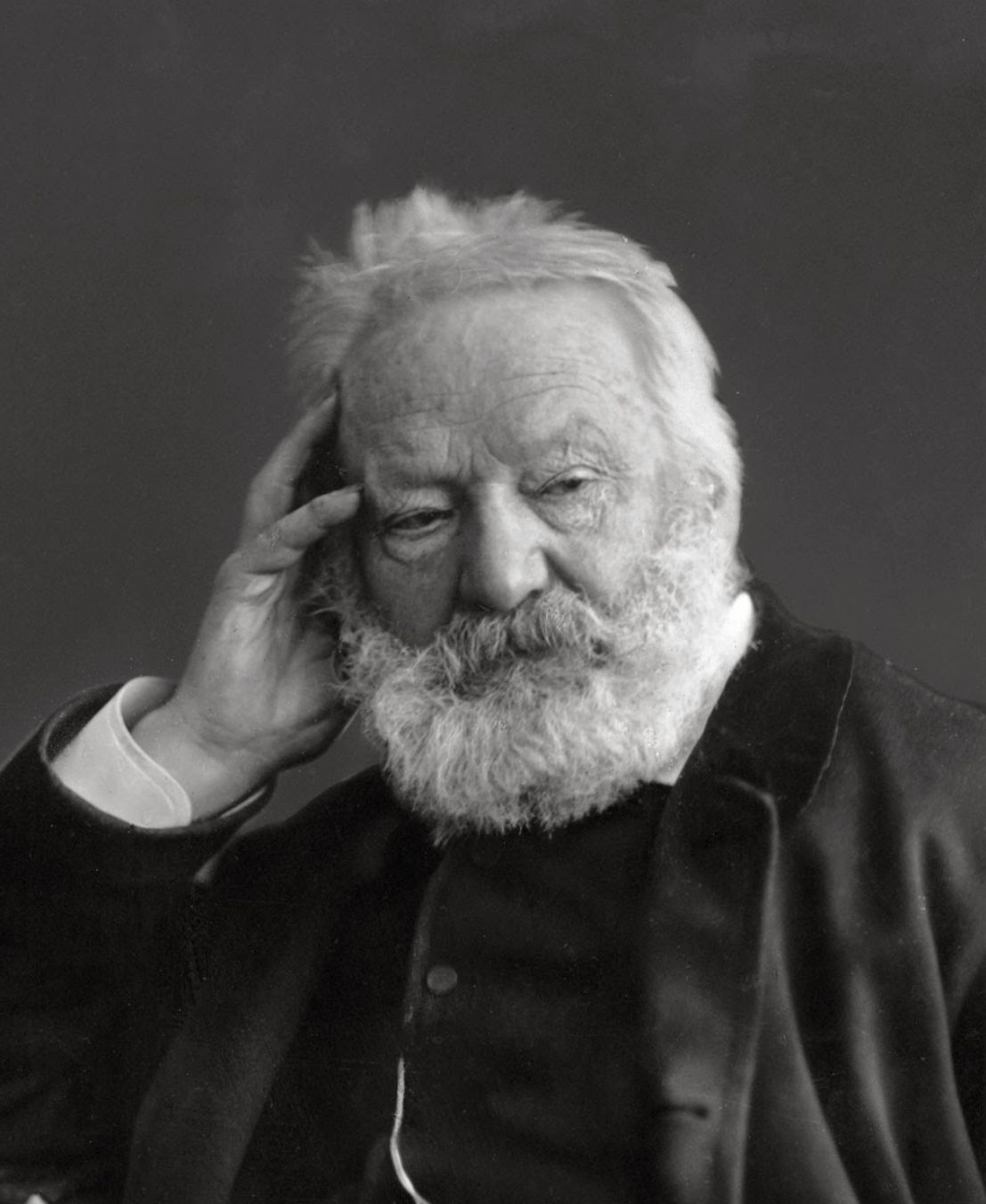 V. Hugo
