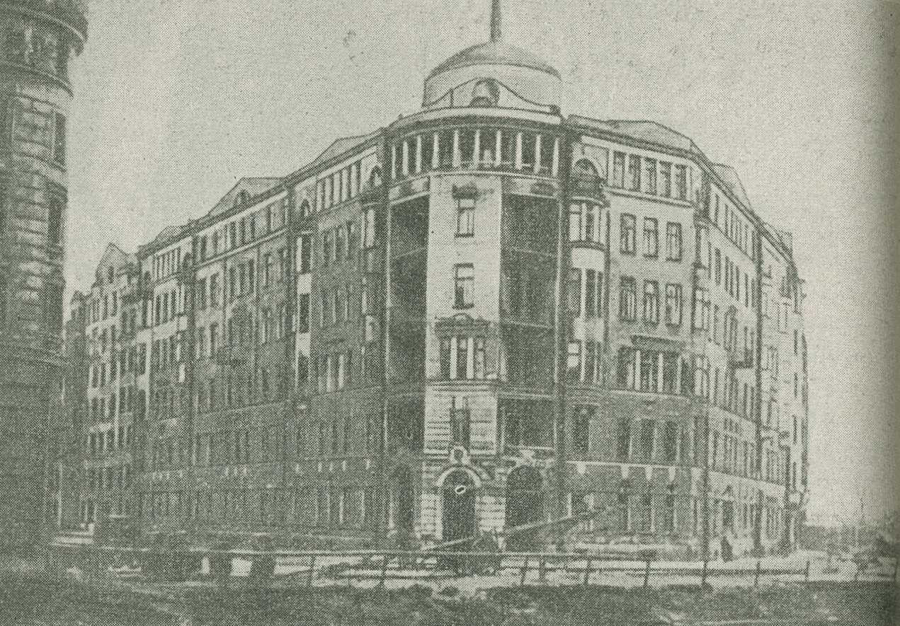 Illustration of the building exterior of the Bolsheviks' meeting place in October 1917